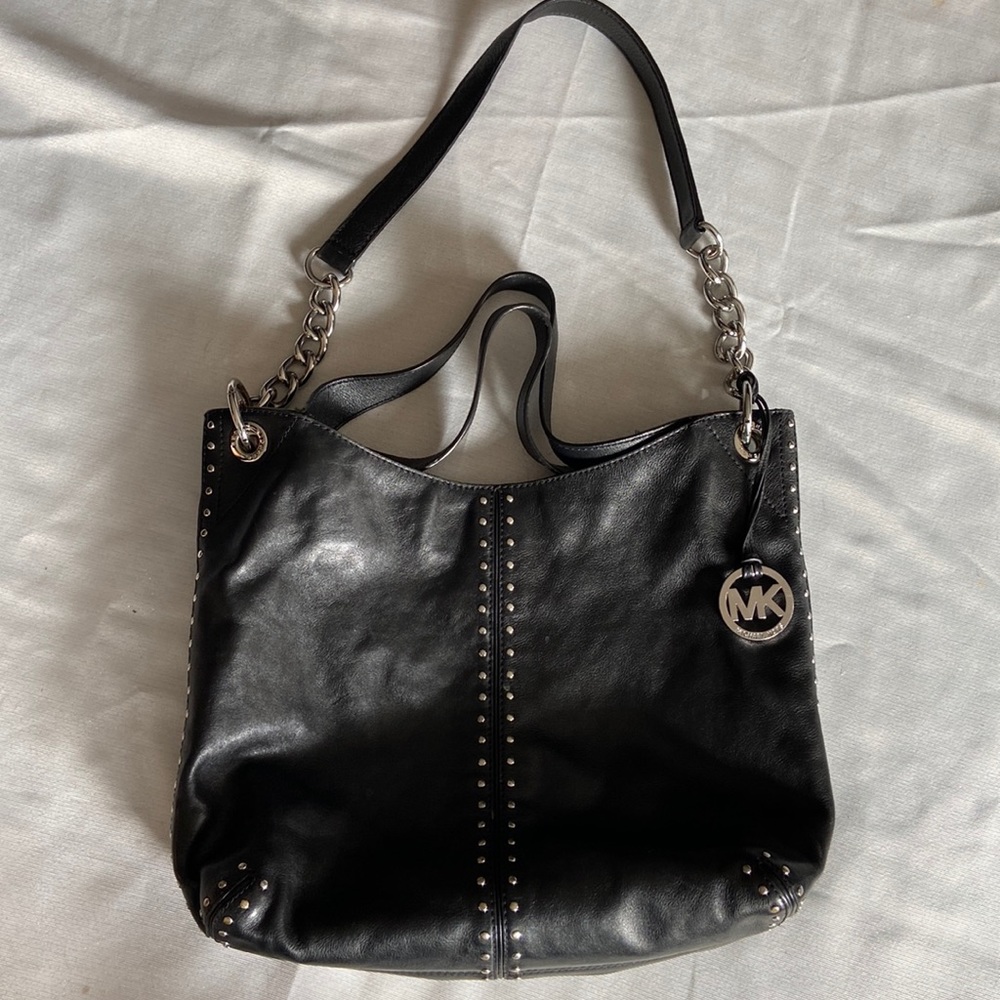 Michael Kors Womans Uptown Astor Large Shoulder Tote Bag